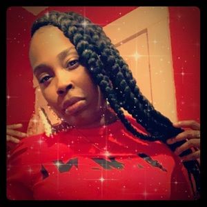 Meet your Posher, Candice